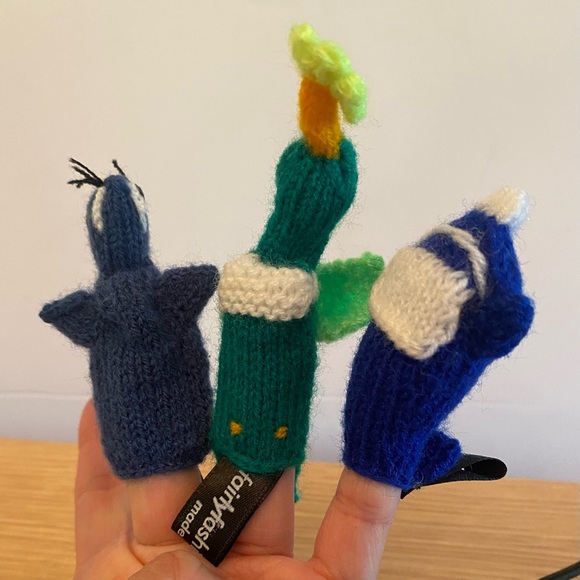 Set of 9 Knitted Animal Finger Puppets - Picture 4 of 4